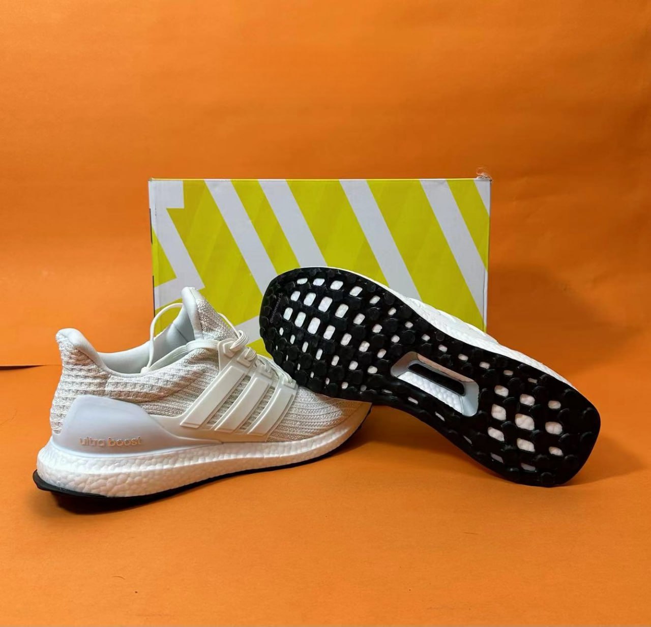 Aididas ULTRA BOOST -3