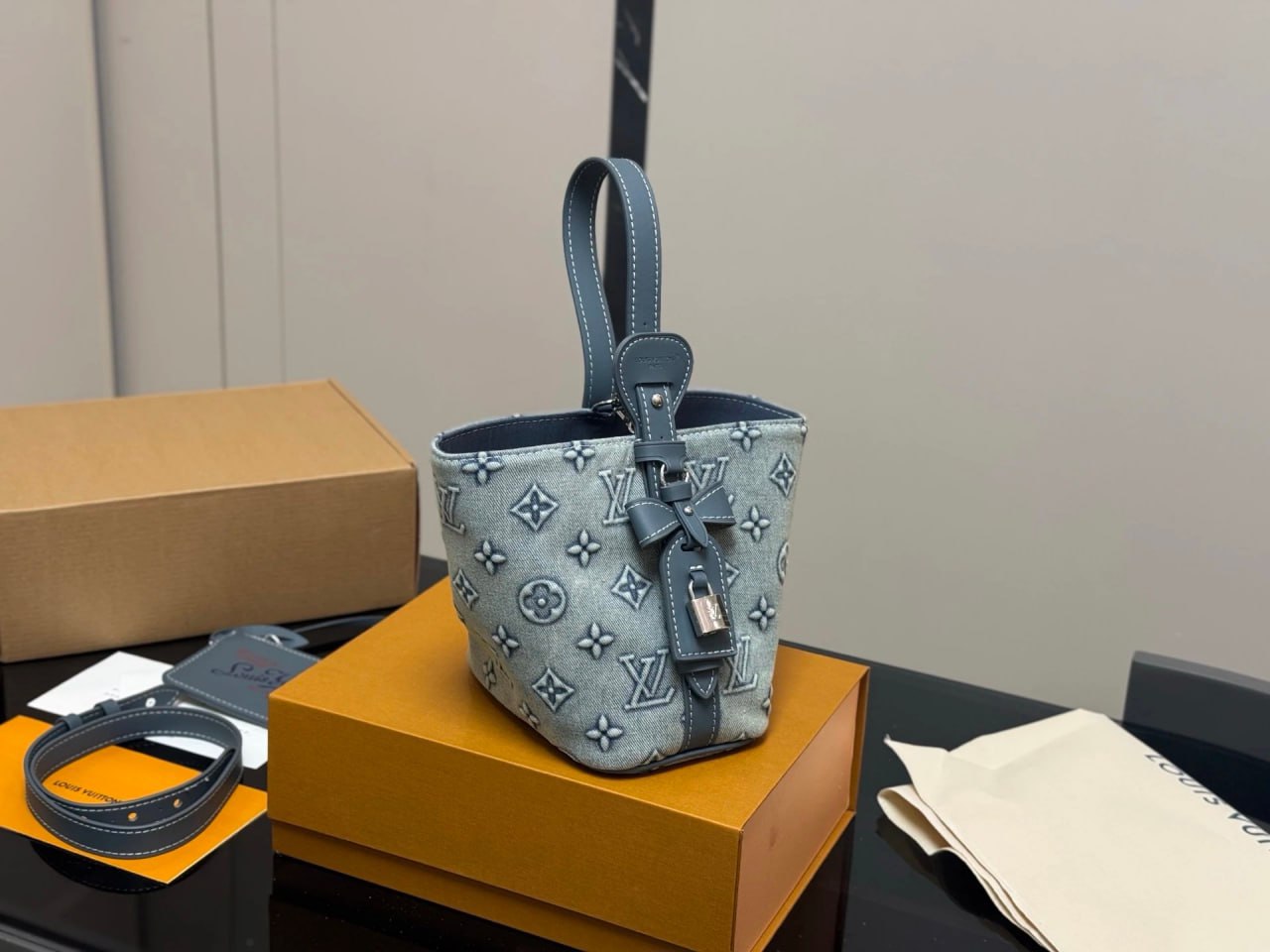 LV bag -2