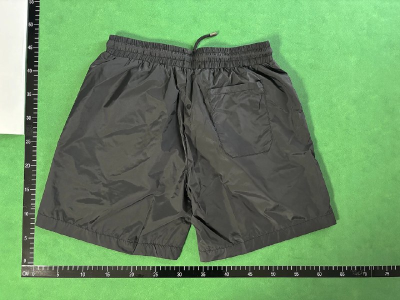   moncler shorts -3
