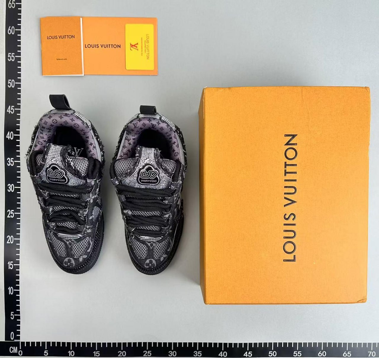 LV1 -4
