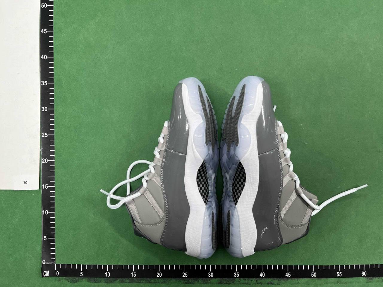Air Jordan 11 Retro -4