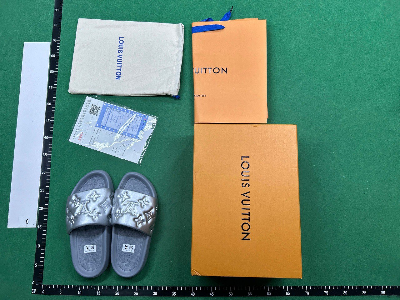 Louis Vuitton slippers                                                                                                -2