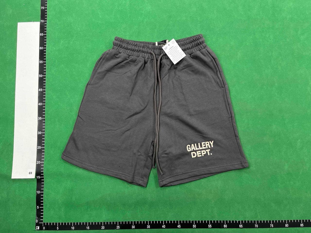 GALLERY DEPT Shorts -3