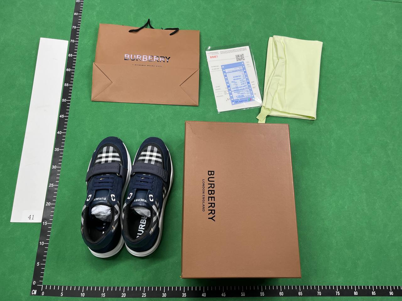 Burberry shoes -2