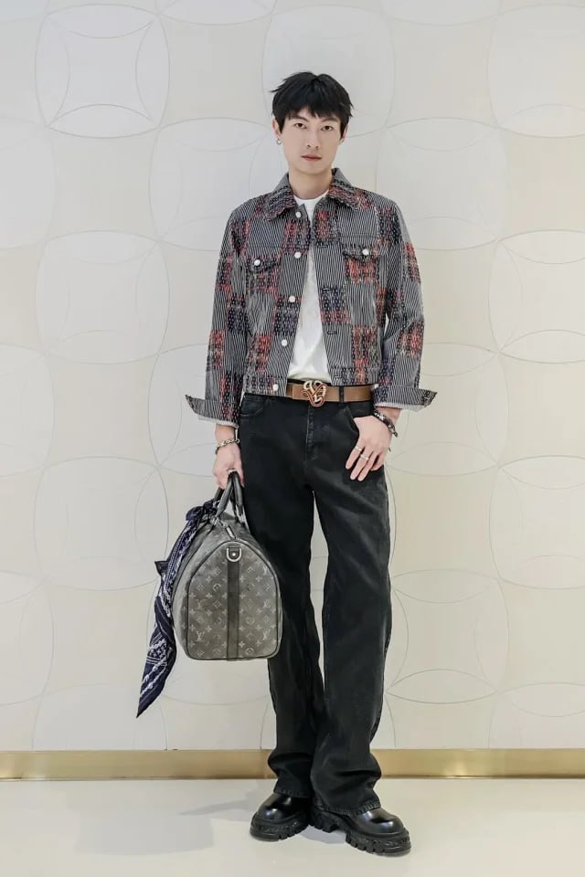 Louis Vuitton Jackets & Denim Suits (20+) -3