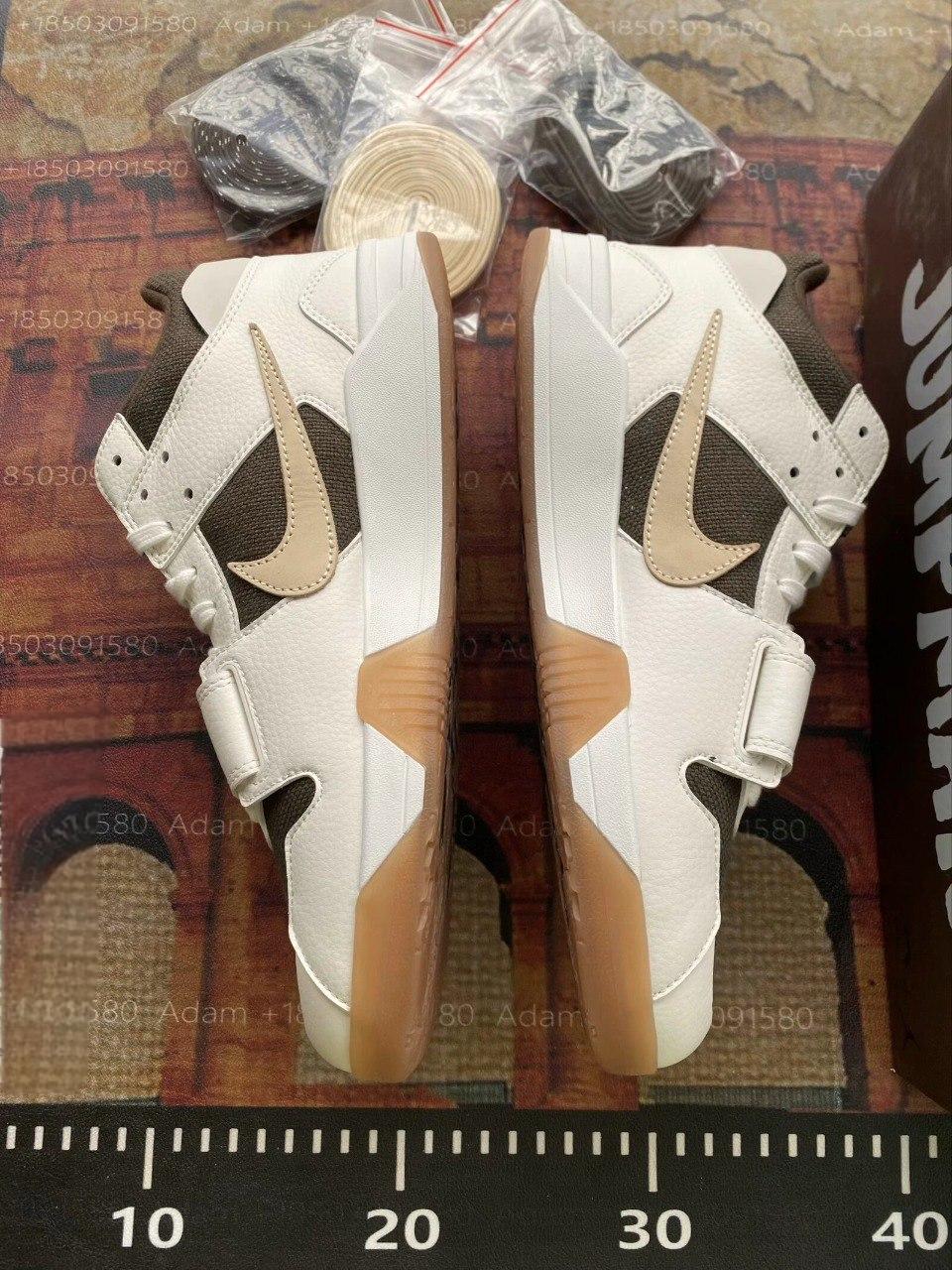 NIKE & Travis Scott Jumpman Jack -2