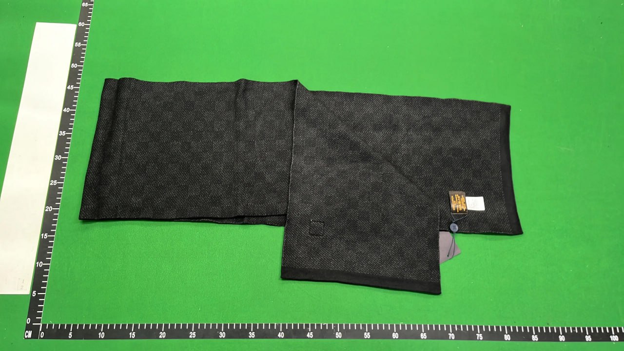 LV Louis Vuitton Beanie & Scarf -3