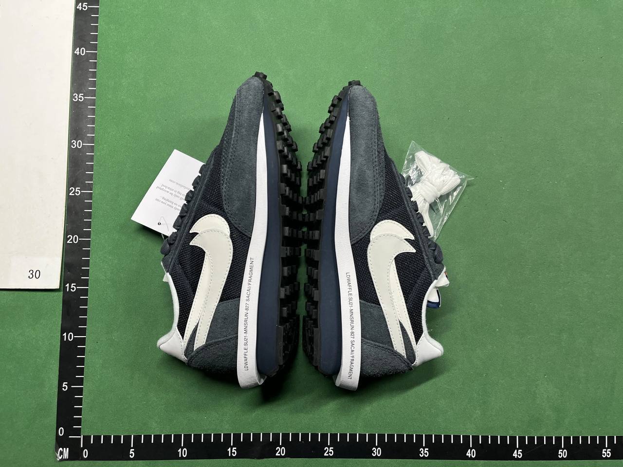 nike sacai ldwaffle -5