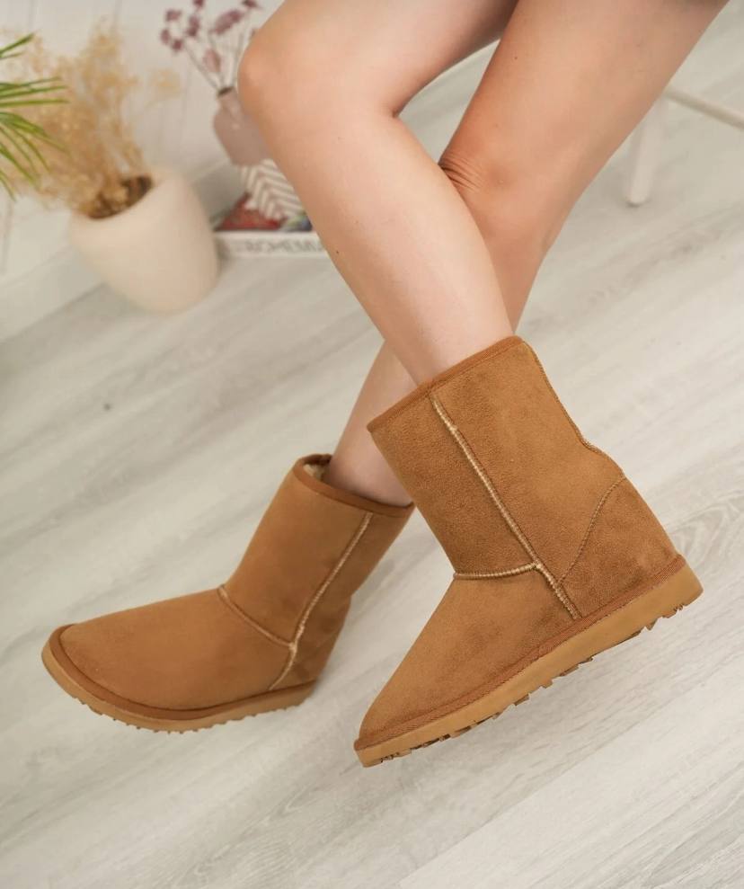 UGG Tazz boots -3