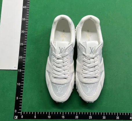 LOUIS VUITTON Run Away Shoes -4