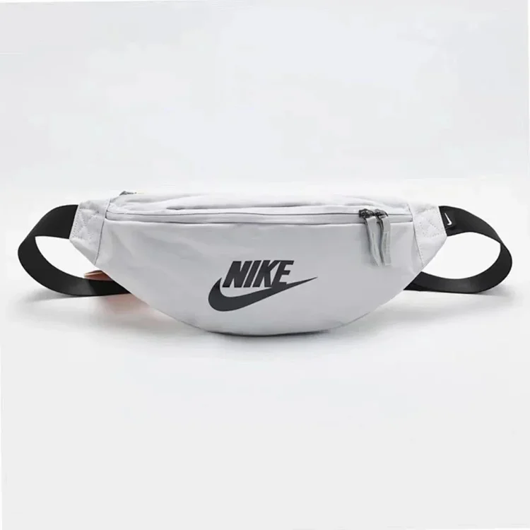  NIKE FANNY PACK