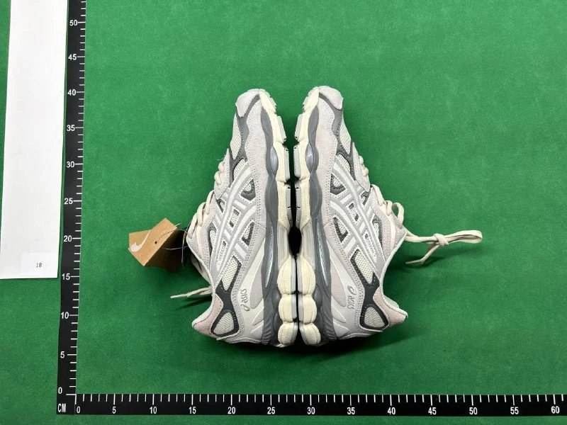     Asics Gel-Kayano sneakers -2