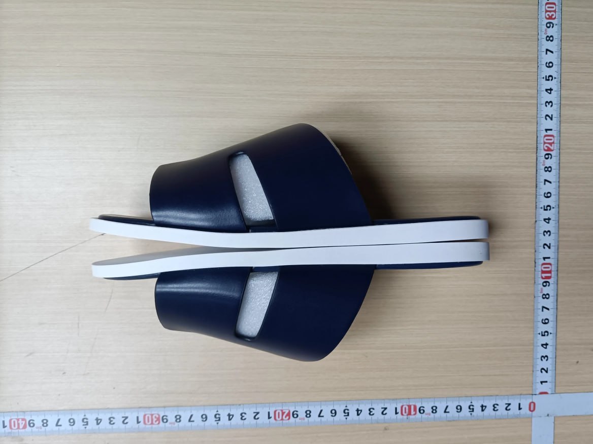 Hermes slippers1 -4