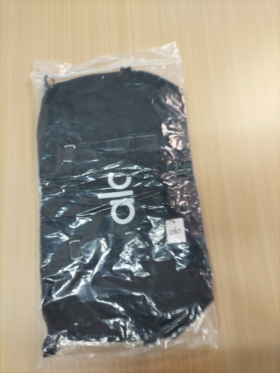 Alo Duffle Bag -4