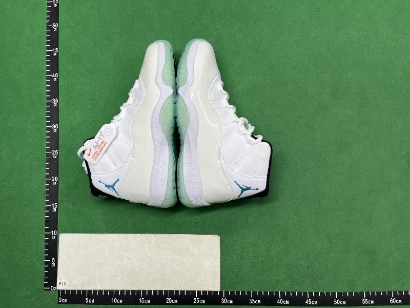 Jordan 11 -2