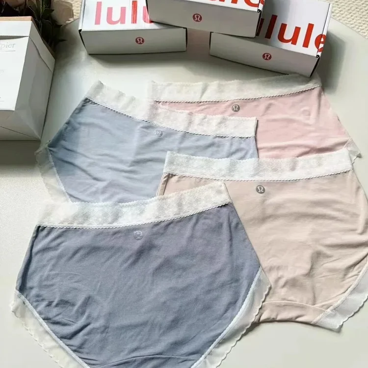 Lululemon  Underwear