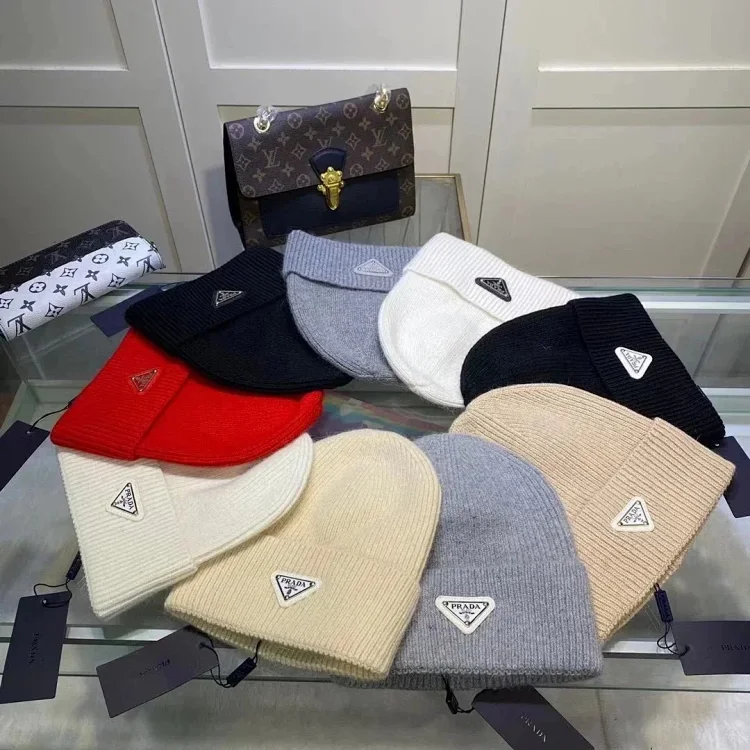 prada Knitted hat