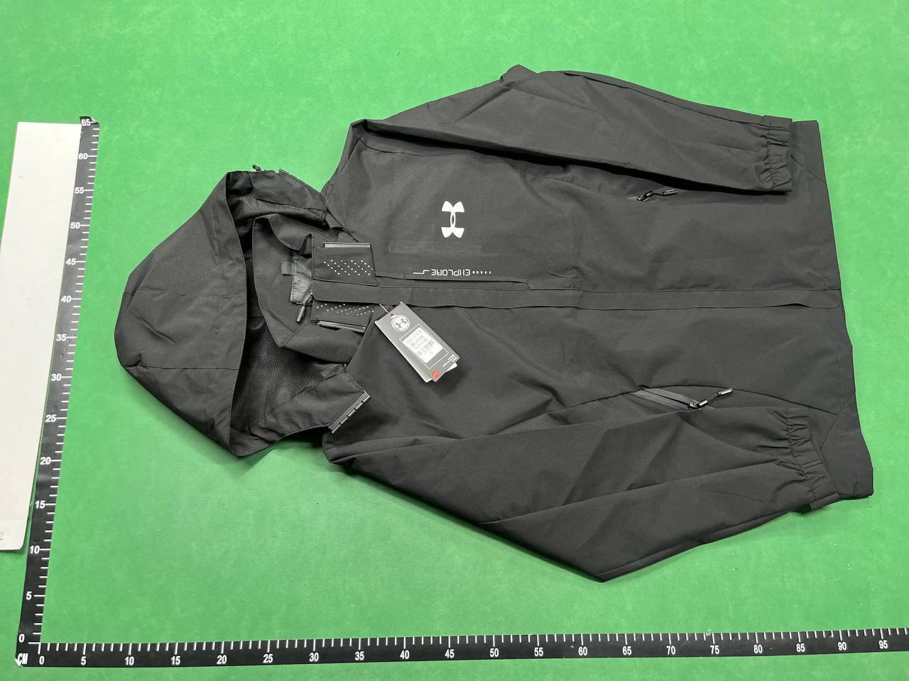 Under armor Windbreaker -4