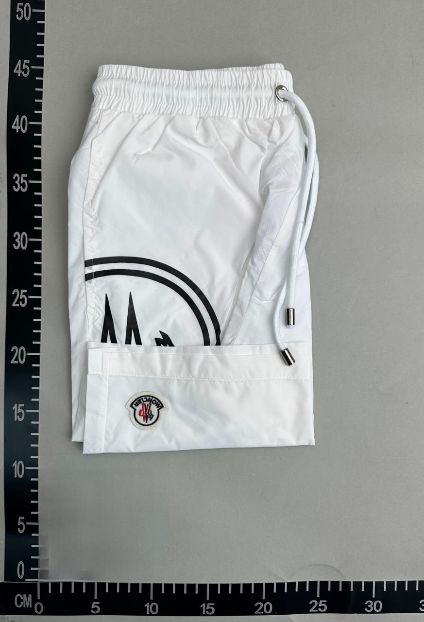 Moncler Shorts1 -4