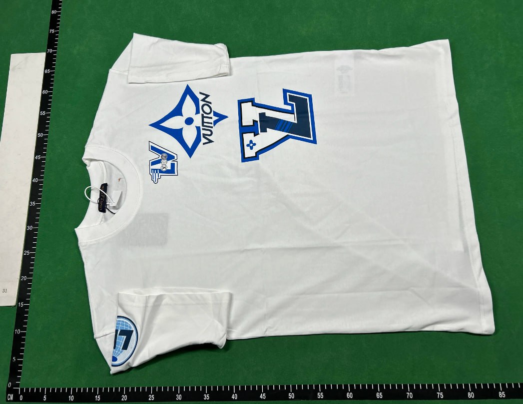 LV T-shirts -4