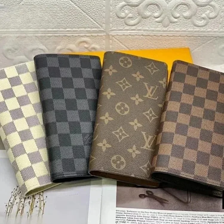 LV Louis Vuitton Wallet