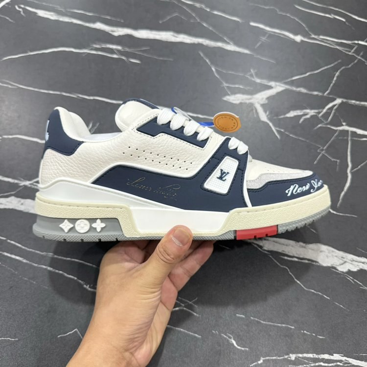 LV Trainer Sneaker -3