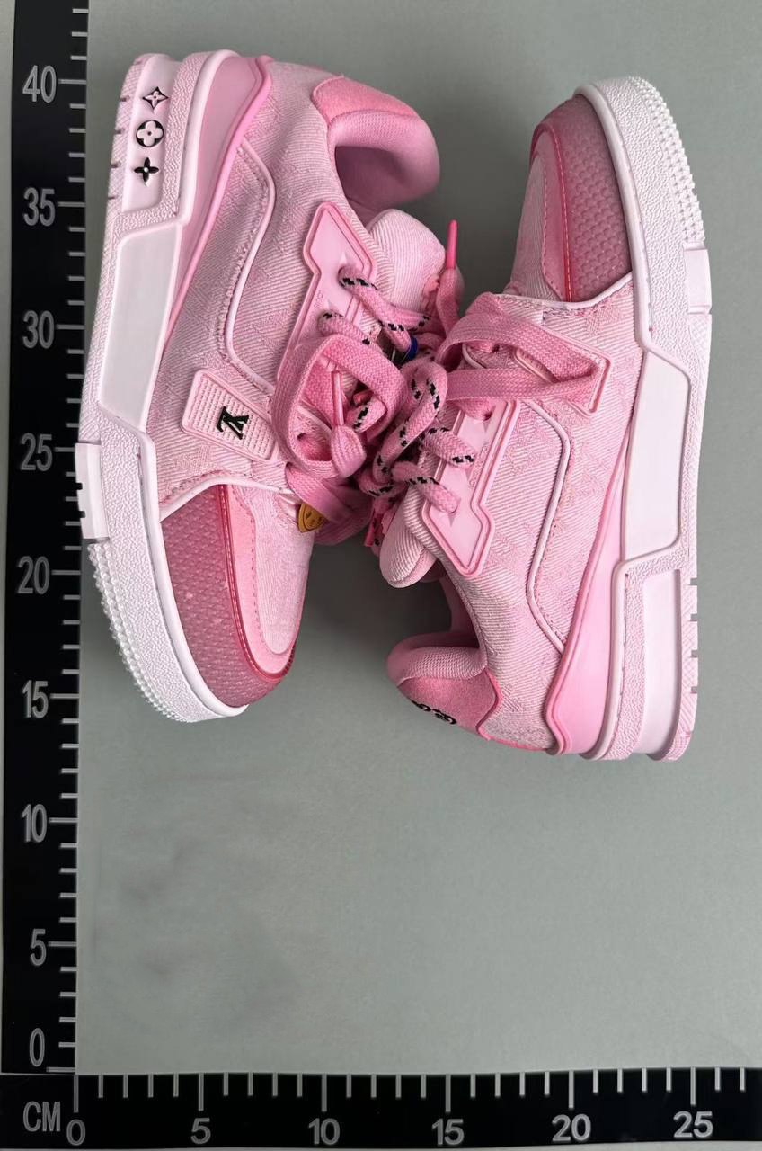 LOUIS VUITTON Trainer1 -2