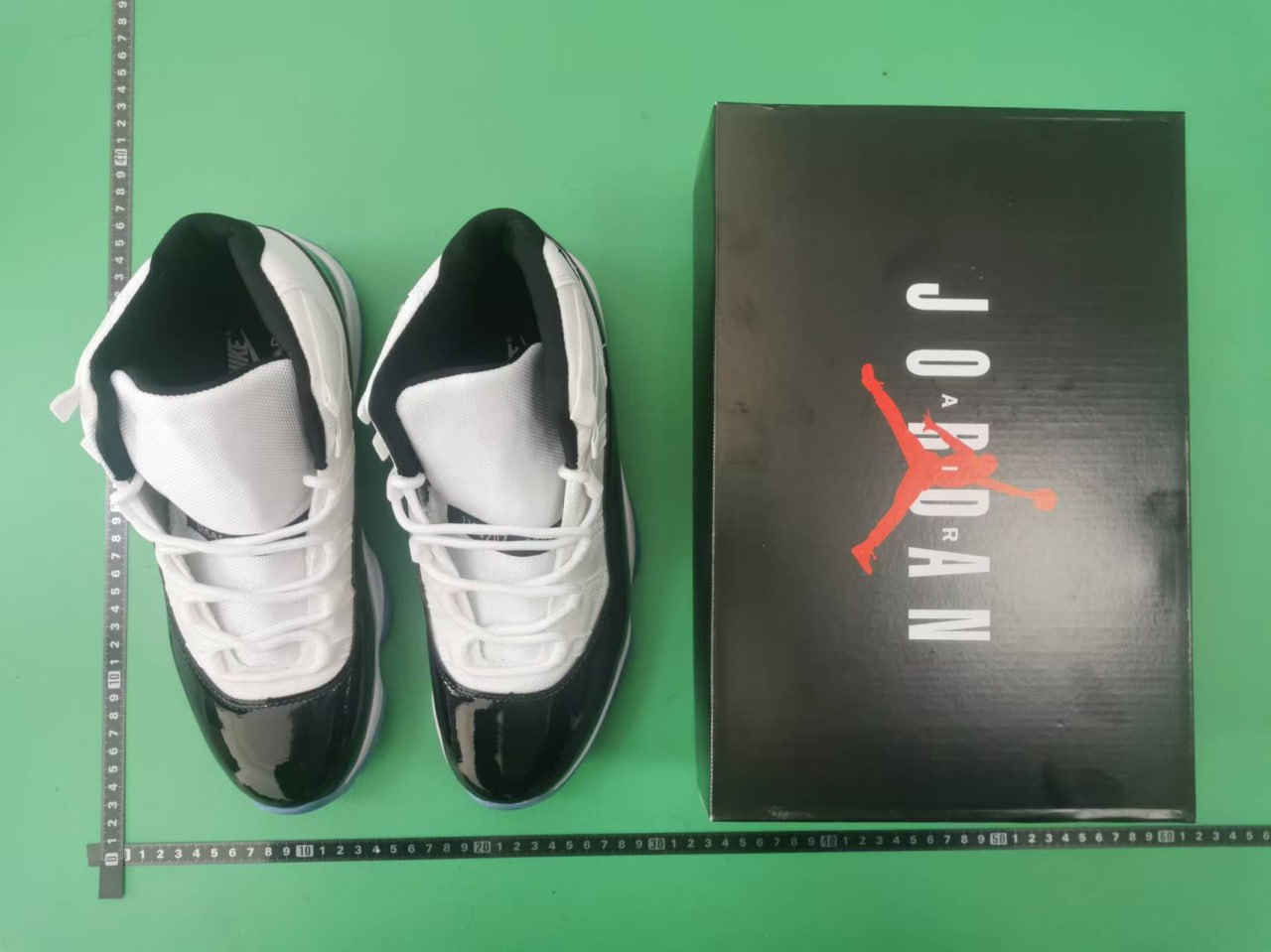 TOP JORDAN 11 -2