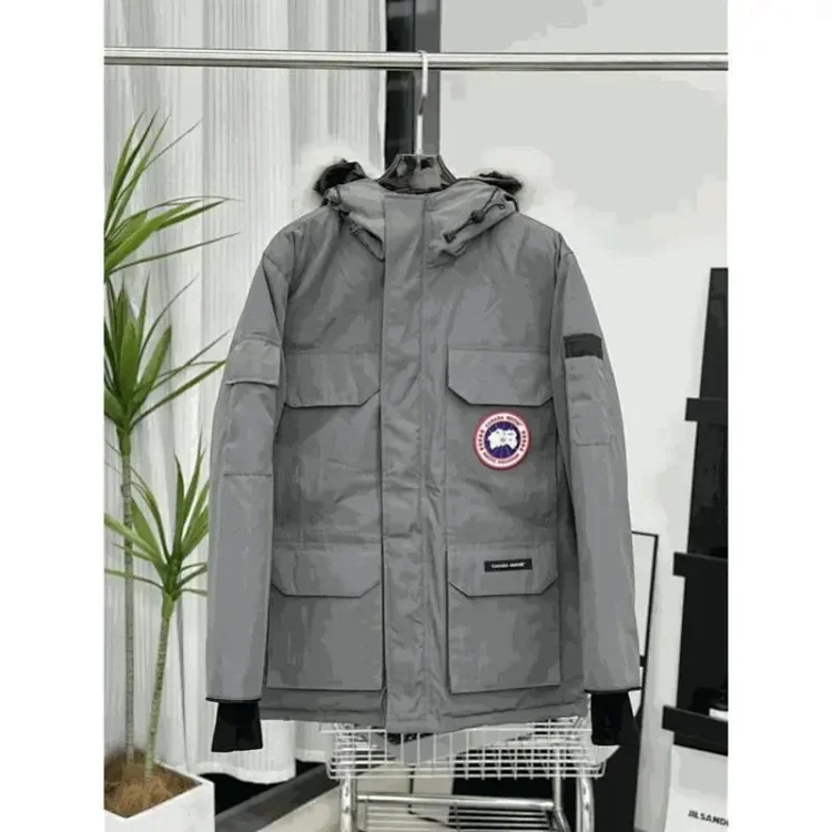 Canada Goose Downjacket（40+ St