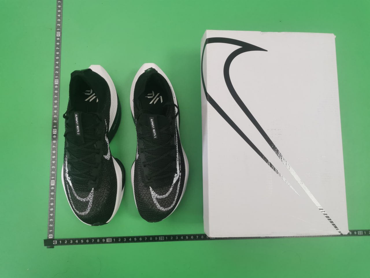 Nike ZoomX Vaporfly 3 -4