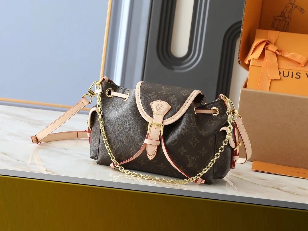  LV Bags4 -2
