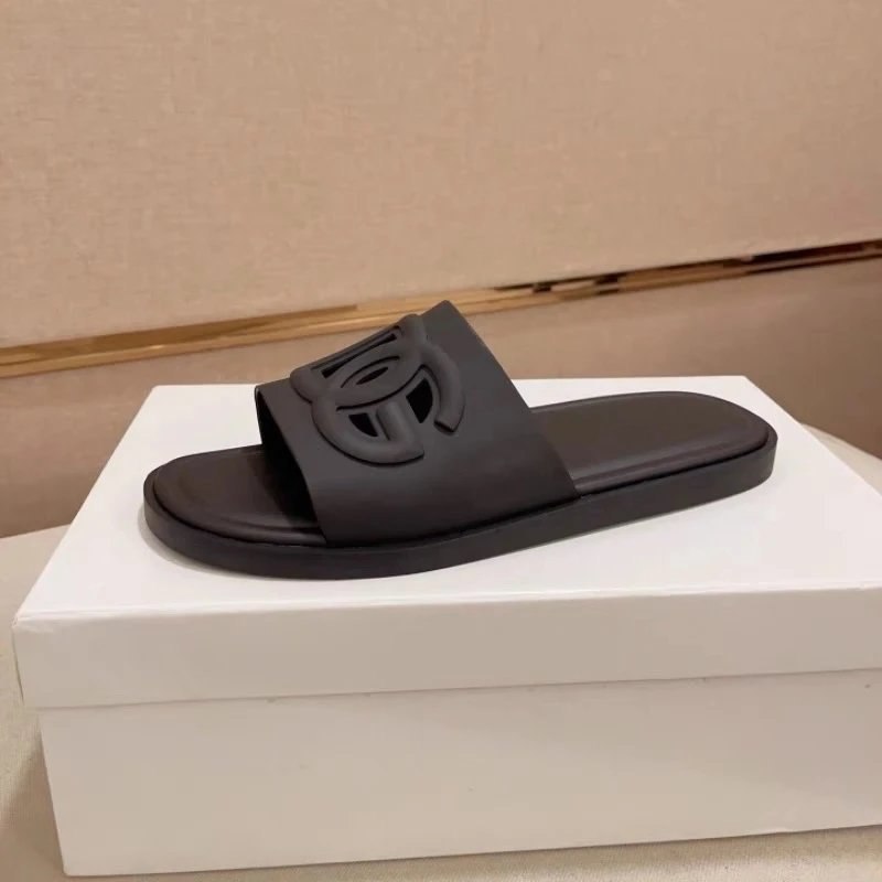 Slippers1 -2