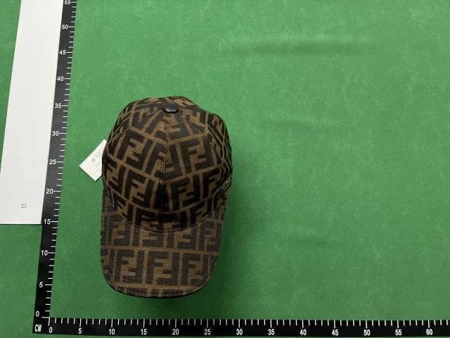  fendi cap -4