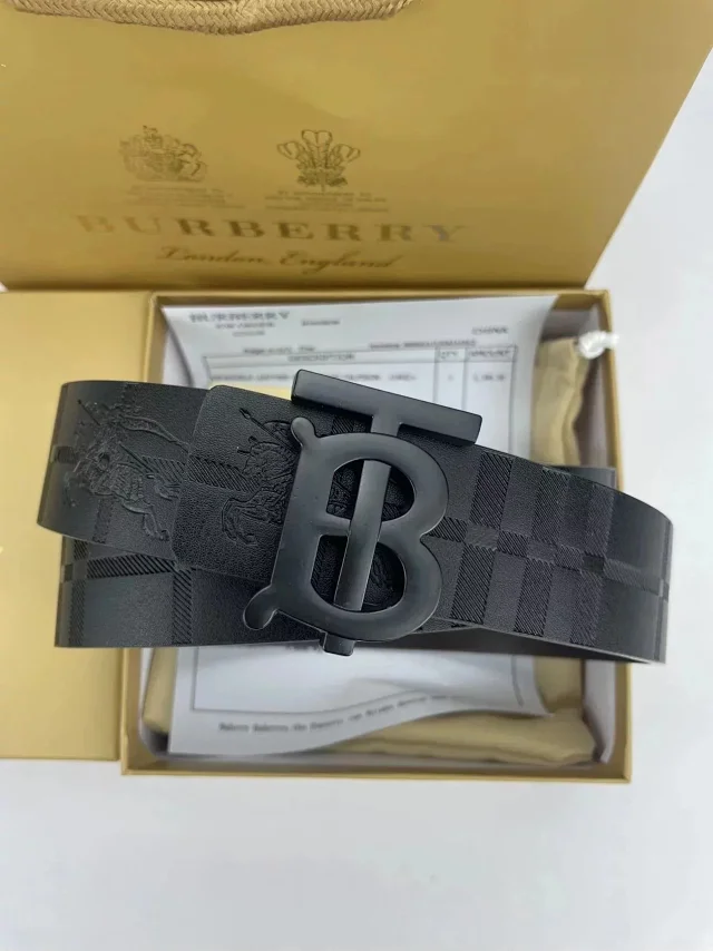 Burberry belt1