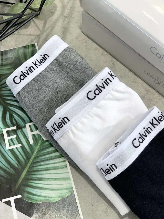Calvin Klein -3