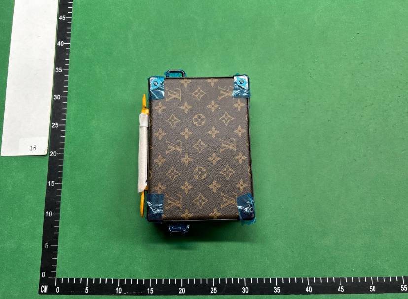  Louis Vuitton  Bag -2