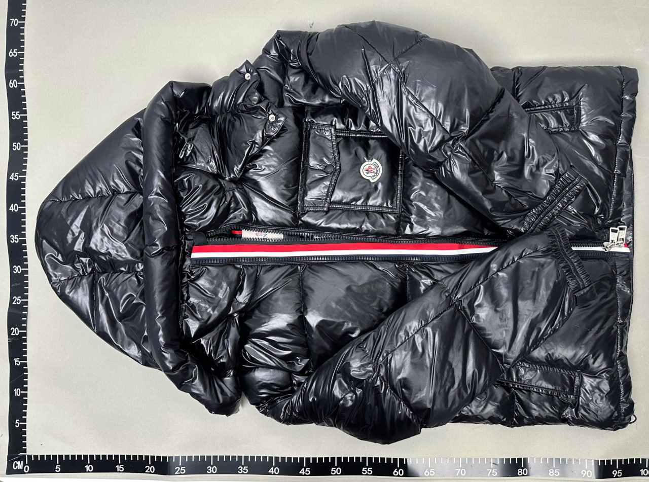 Moncler Montbeliard Hooded Short Down Jacket -2