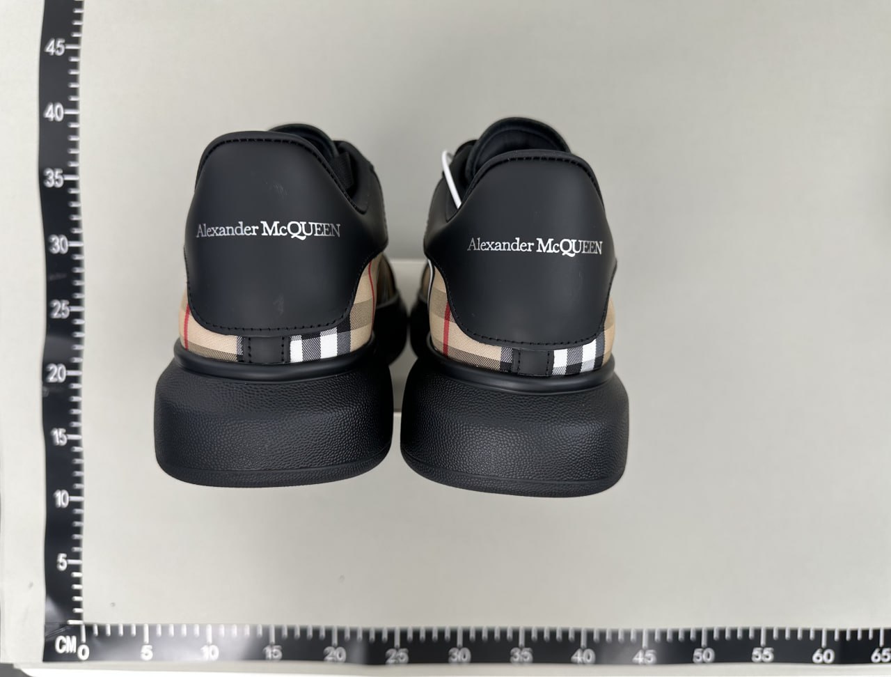  Alexander McQueen1 -4