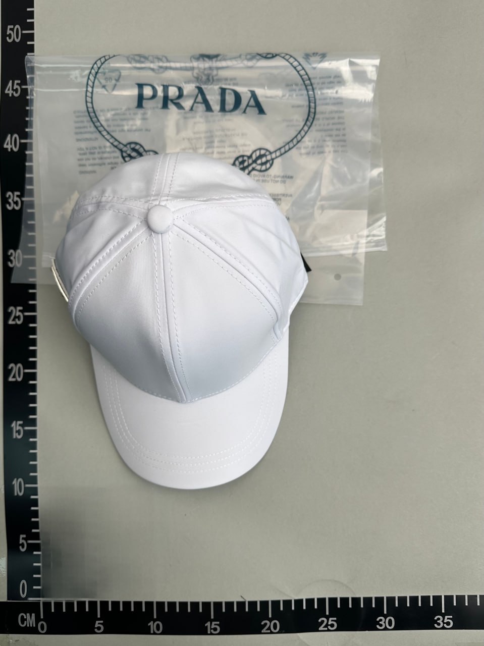  Prada Hat1 -4