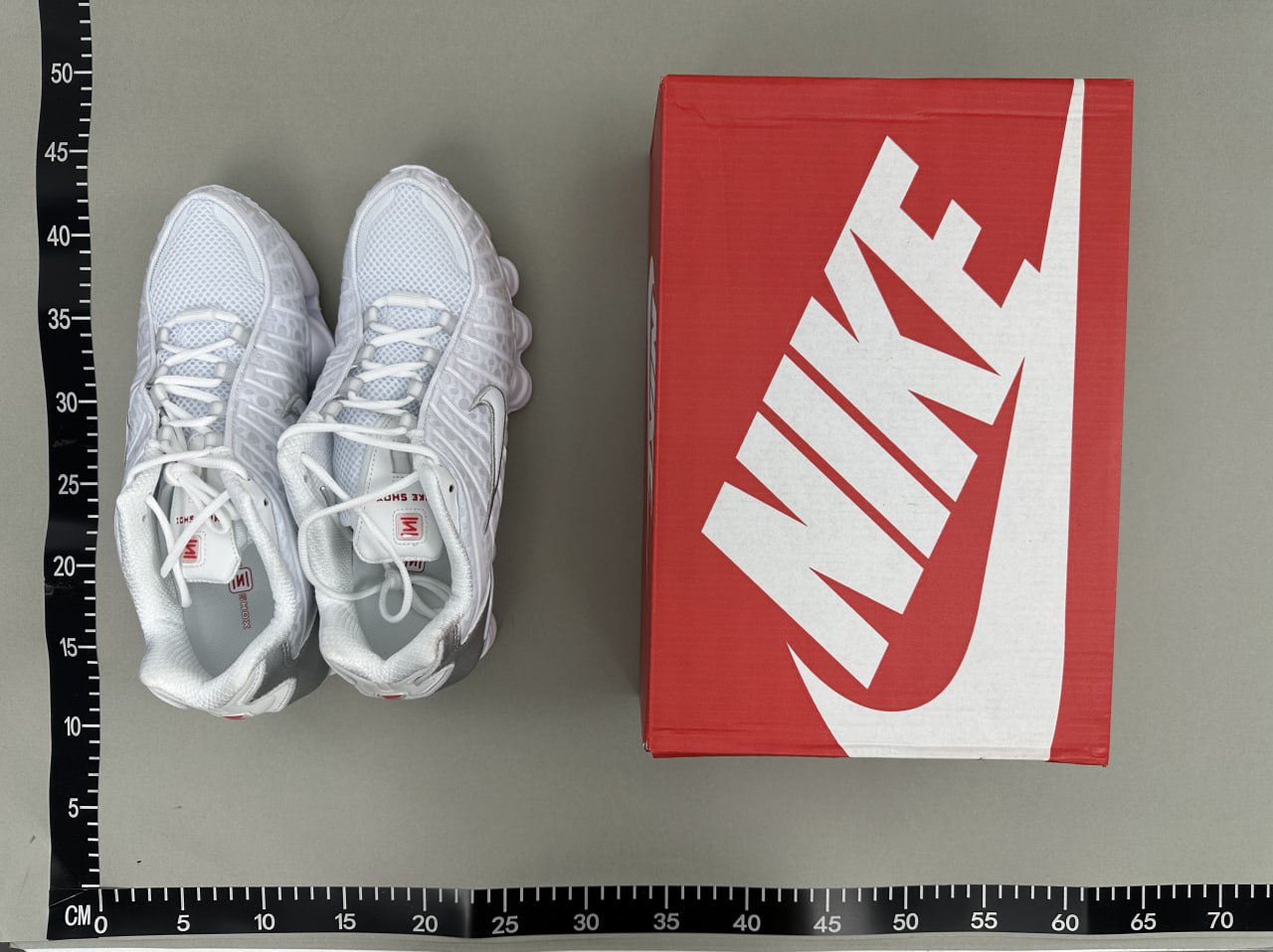 Nike TL -2