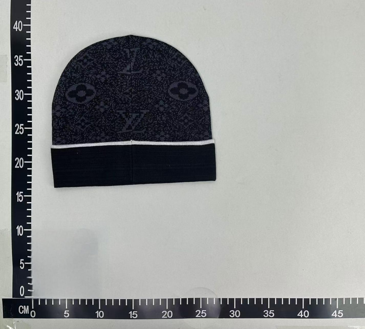Louis Vuitton Hat1 -3