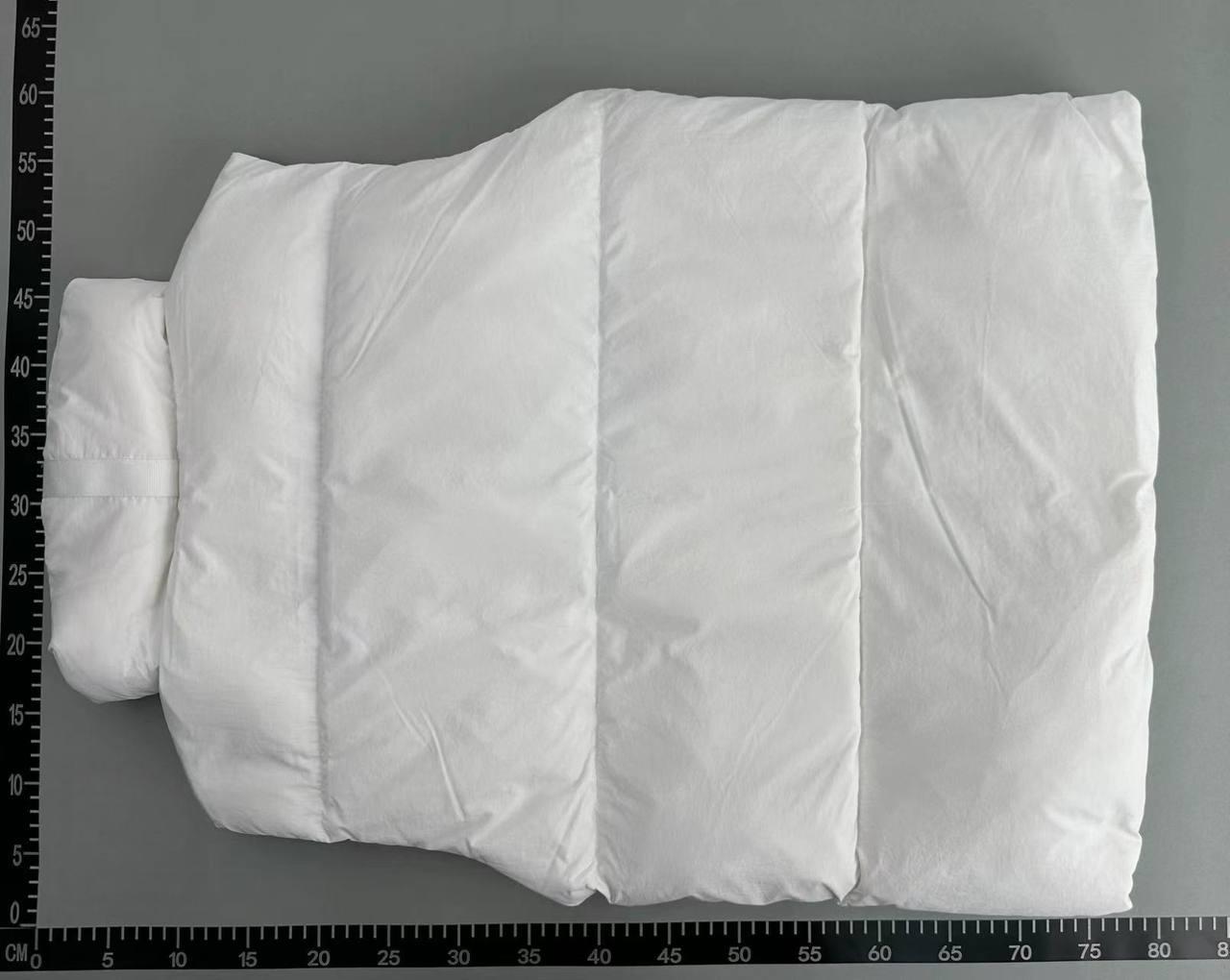 Canada Goose Vest1 -4