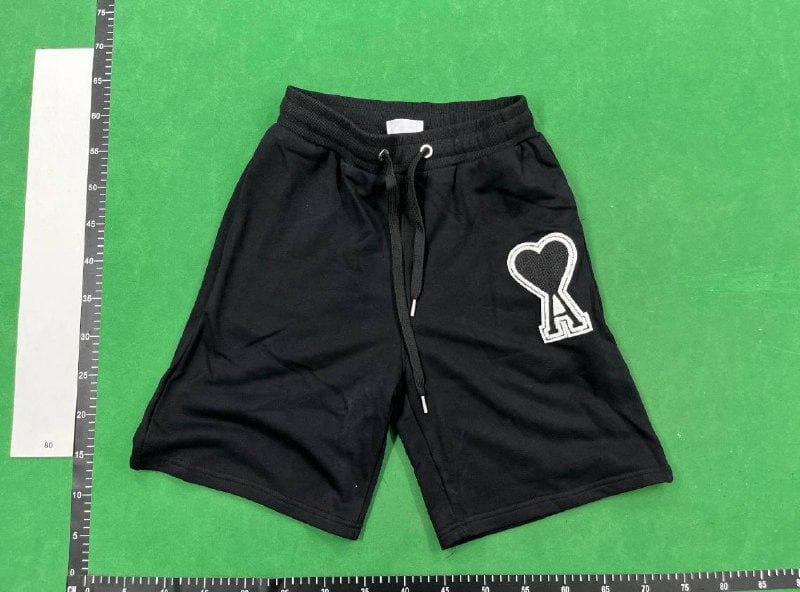 Ami shorts   (28 CP) -2