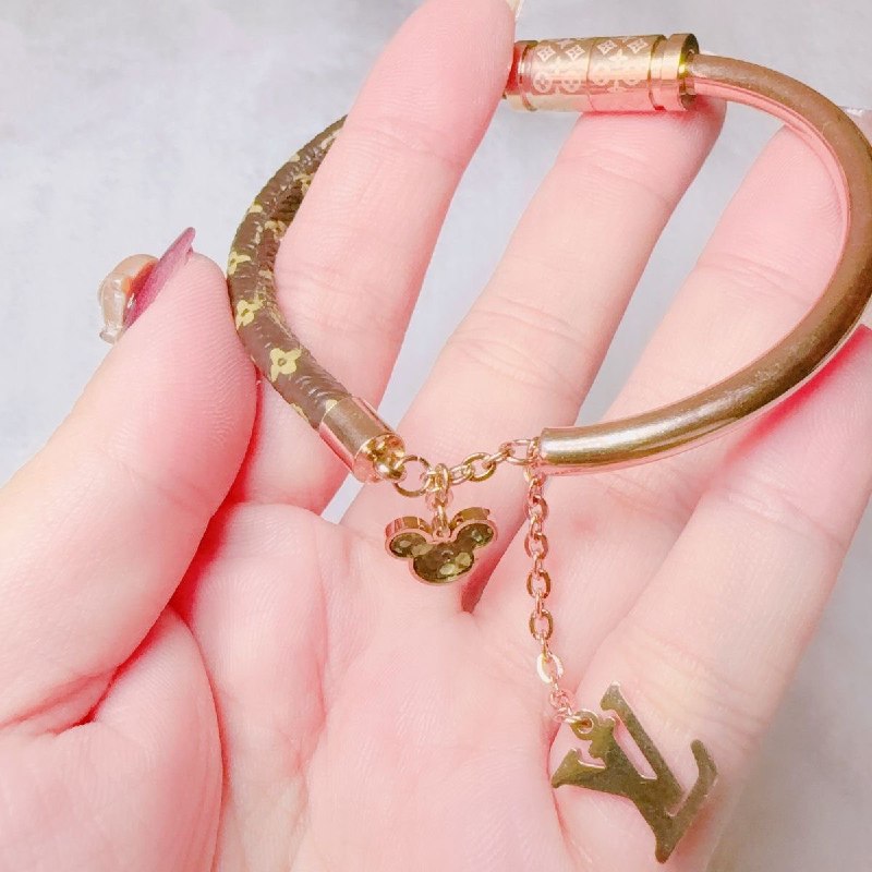 Louis Vuitton Monogram Bracelet -2