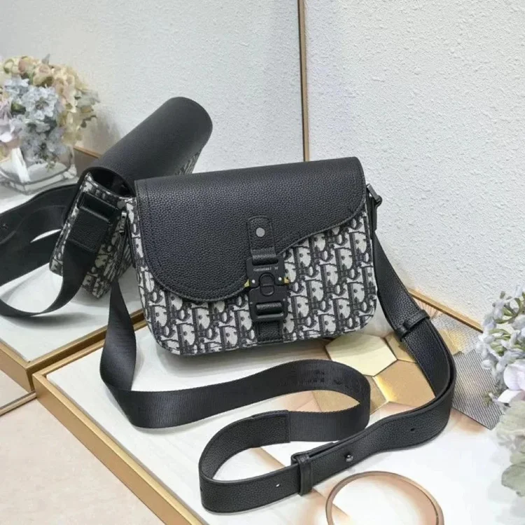 Dior Oblique Saddle Bag [3 sty
