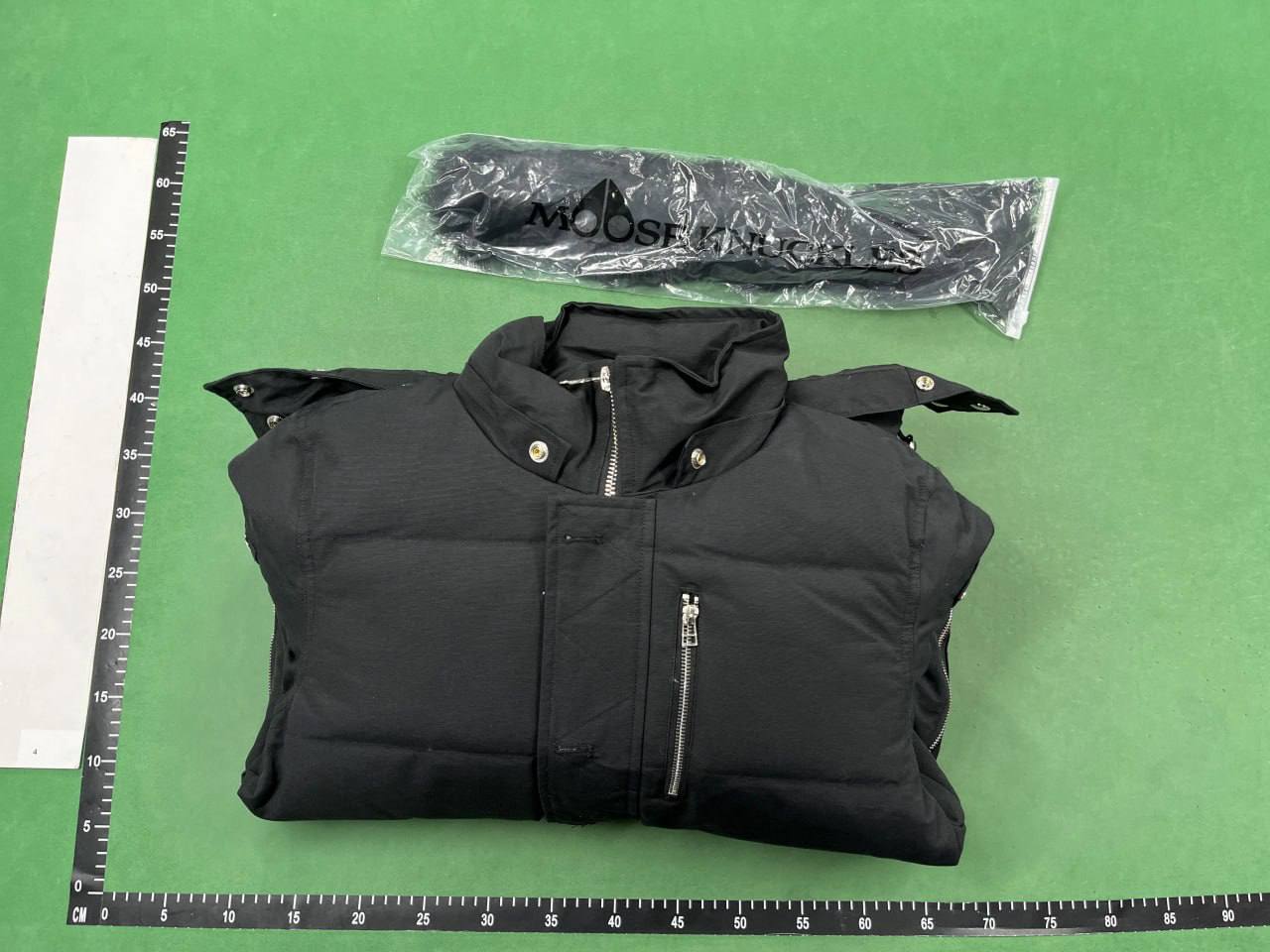  Moose Knuckles Down Jacket -4