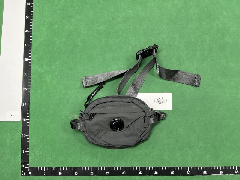 Prada Nylon Bag1 -4