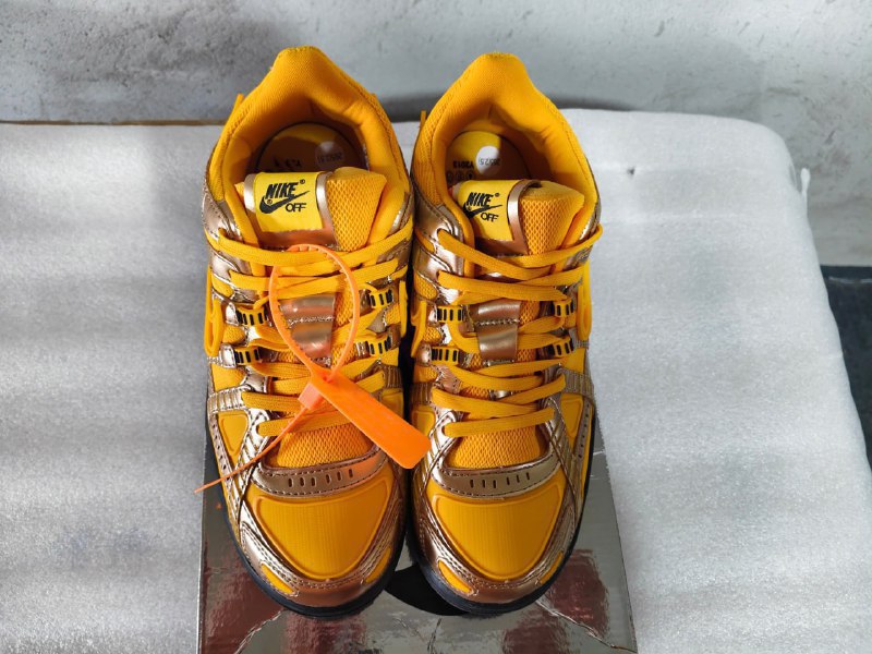 Off White Ruber -2
