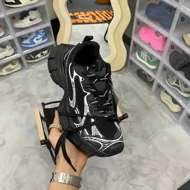 Balenciaga trrcktrriner 10.0  