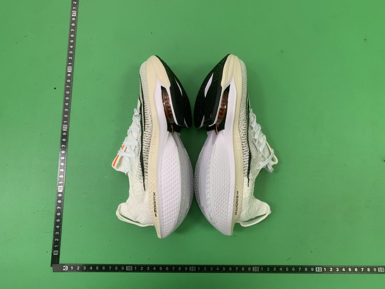 NIKE AIR ZOOM ALPHAFLY NEXT  2 -4